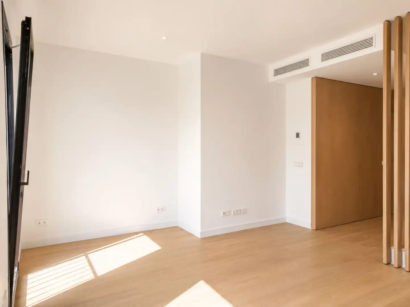 Habitación de Ático en venta en Barcelona con Calefacción y Terraza