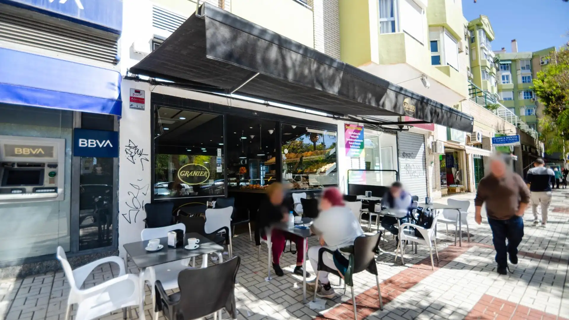 Geschaftsraum zur ubertragung in Parque Ayala - Jardín de la Abadía - Huelín , Carretera de Cádiz