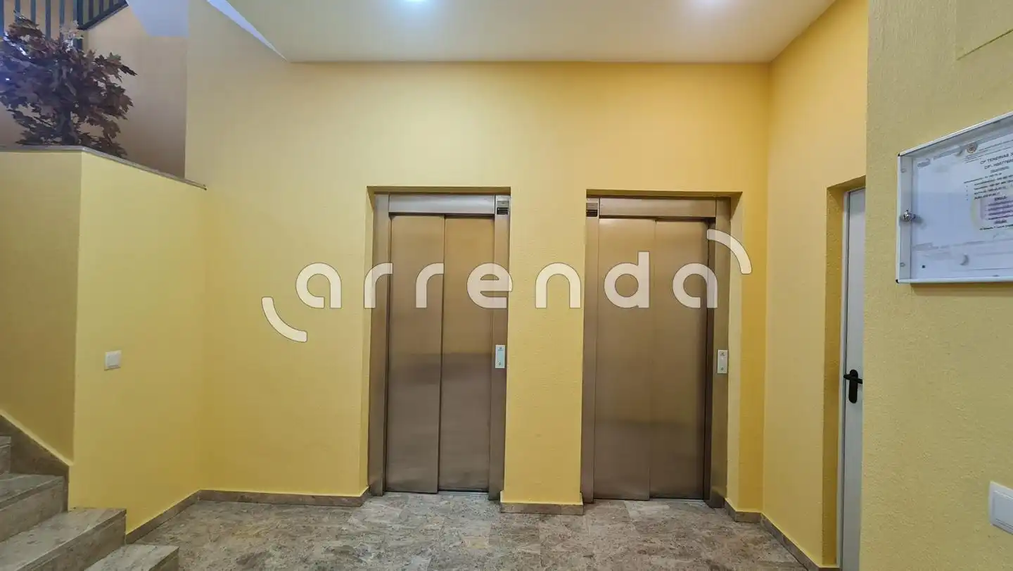 Piso de alquiler en Valdemoro con Terraza