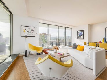 Appartamento con balcone in vendita a Sant Martí