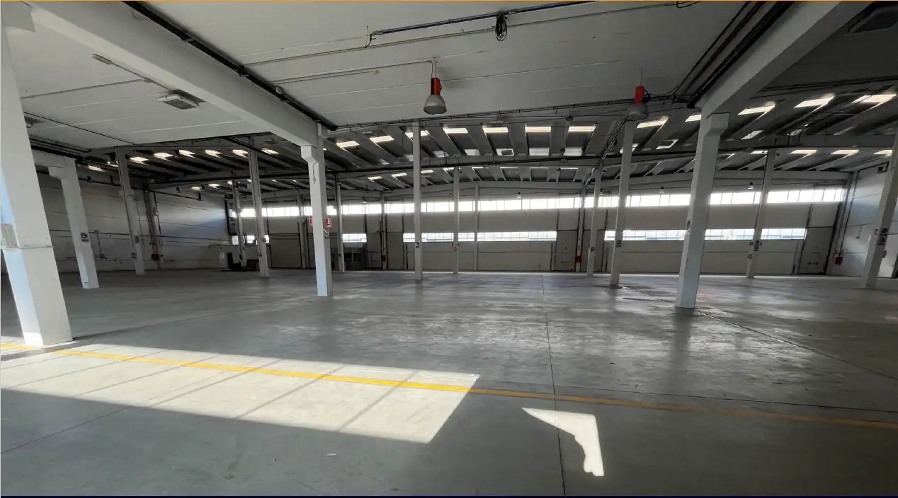Aparcament de Nau industrial de lloguer en Llinars del Vallès