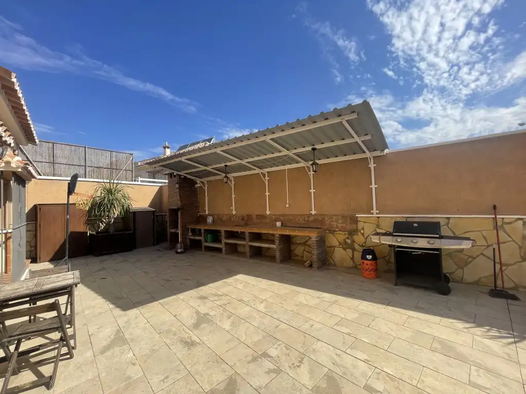 Terrassa de Casa o xalet en venda en Vélez-Málaga