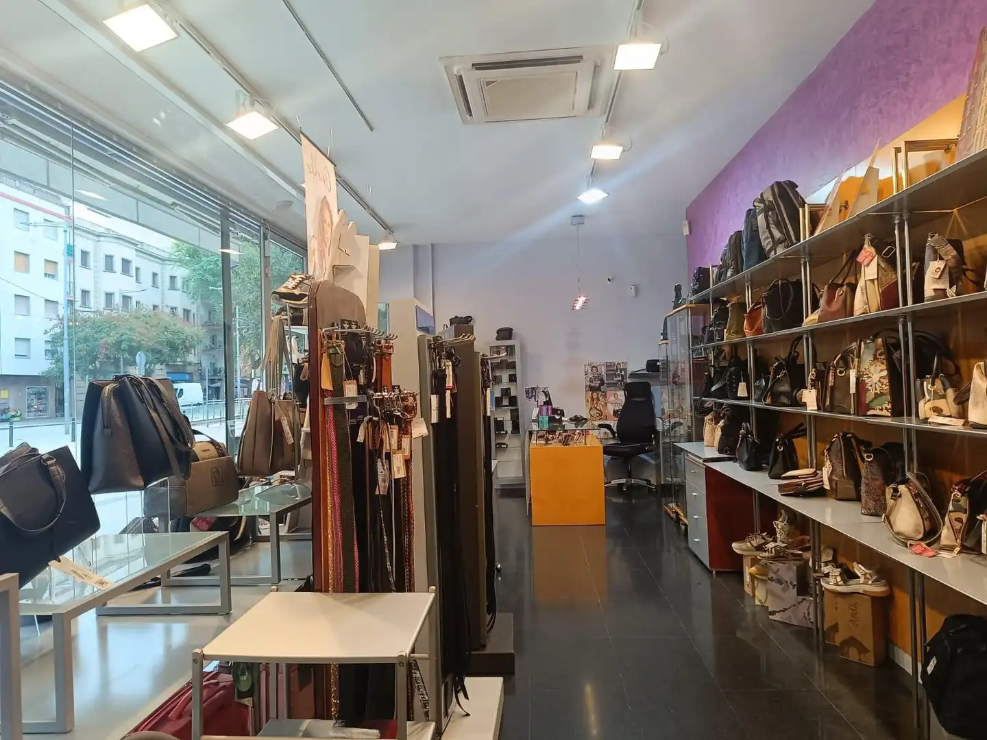 Local commercial à louer à Avenida LLIBERTAT, imagen 8