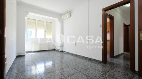 Photo 3 of Flat for sale in Carrer del Doctor Pi I Molist, Porta, Barcelona Capital