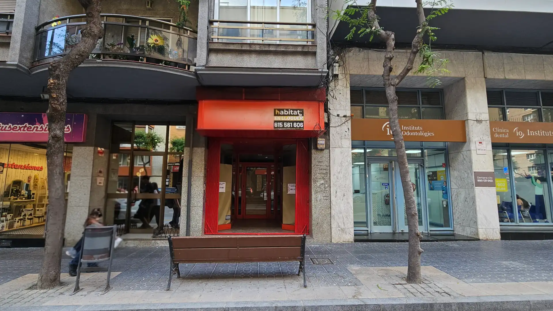 Local comercial en alquiler en Avinguda de Prat de la Riba 27