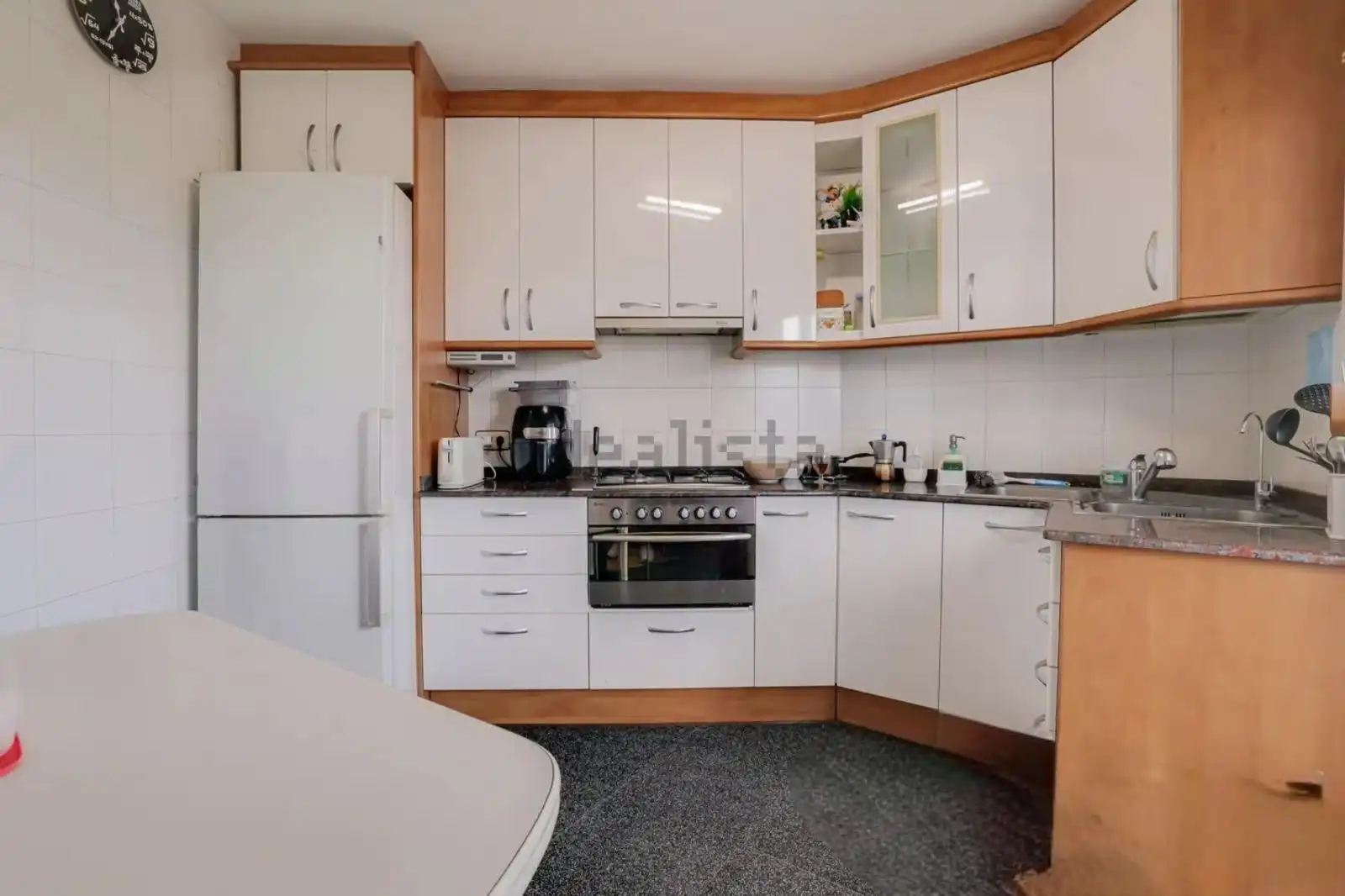 Küche von Maisonette zum Verkauf in L'Hospitalet de Llobregat mit Klimaanlage, Heizung und Parkett