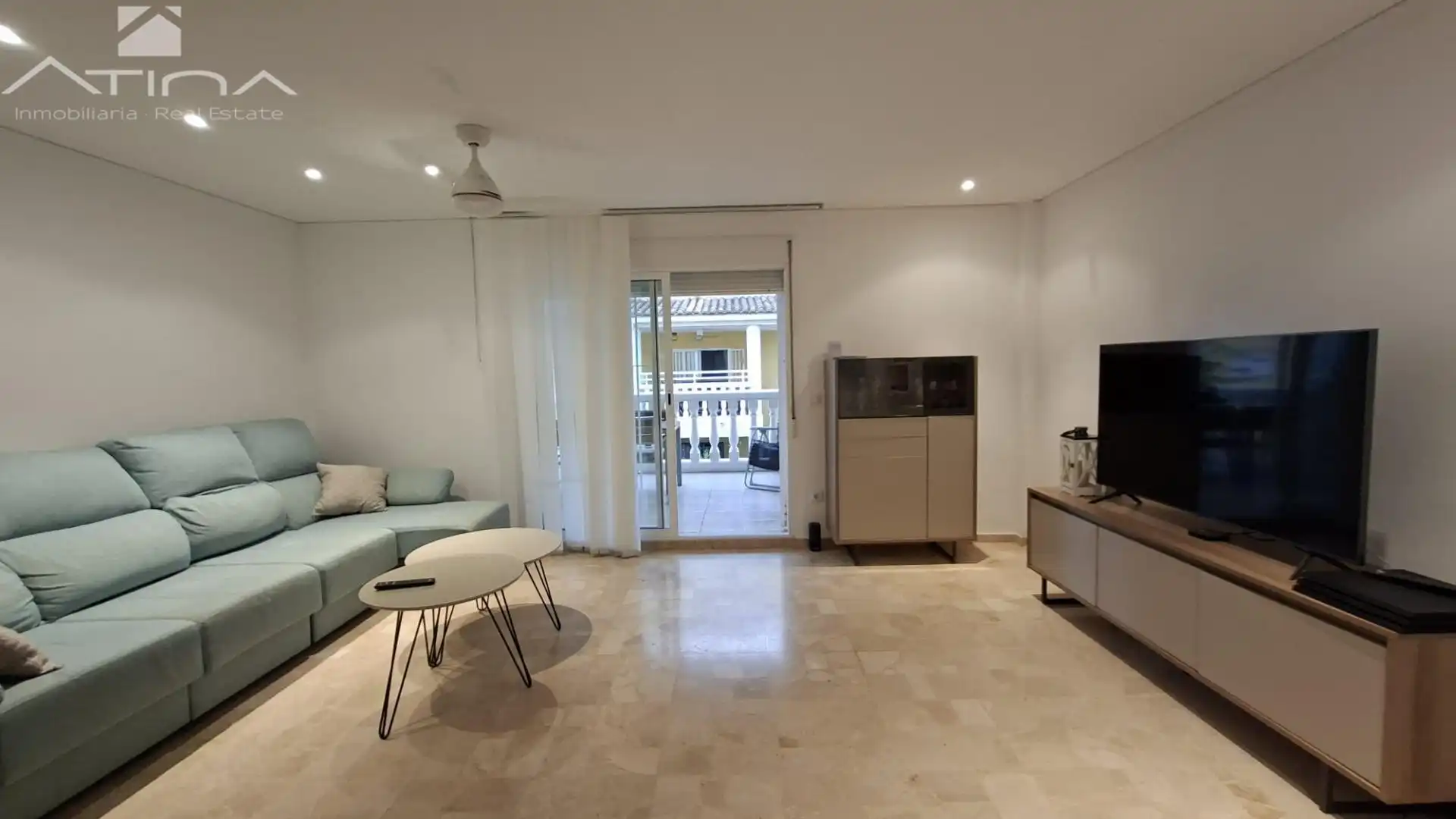 Sala d'estar de Casa adosada en venda en Daimús amb Aire condicionat, Calefacció i Terrassa