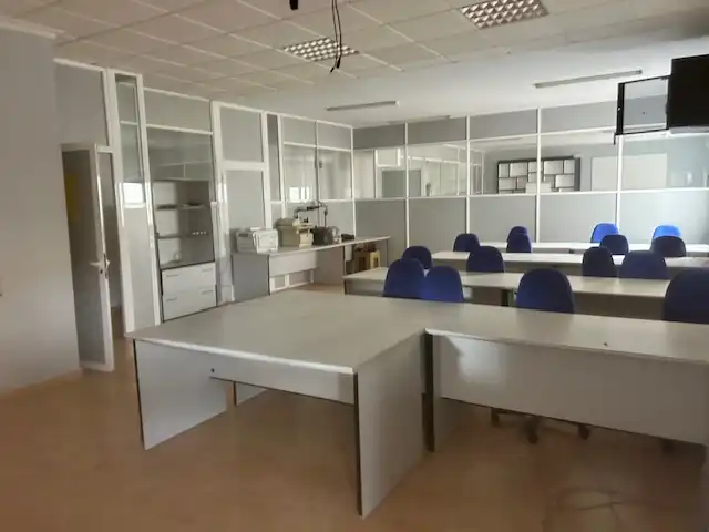Commercial properties for rent in Puertollano  with Air Conditioner and Furnished