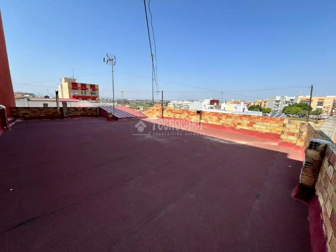 Terraza de Casa adosada en venta en Paterna con Terraza