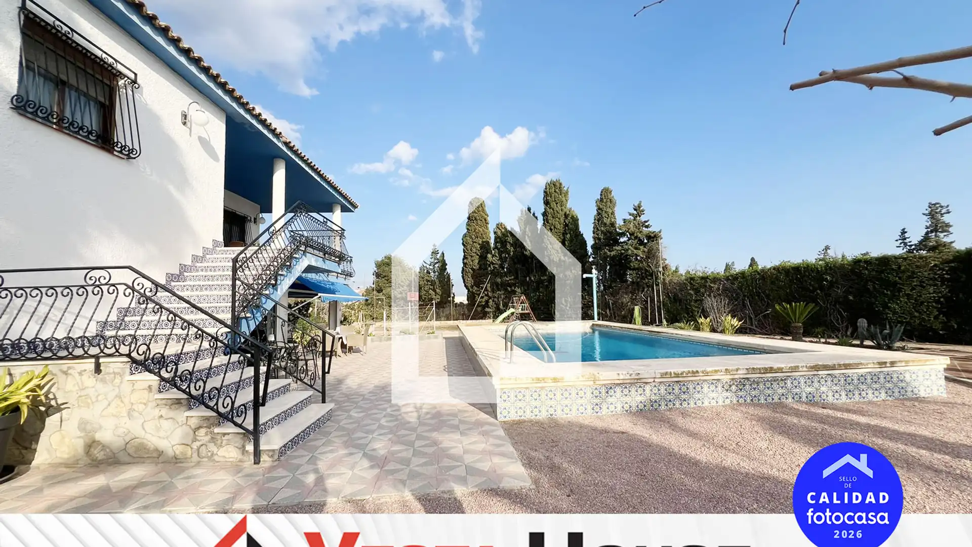 Vista exterior de Casa o chalet en venta en San Vicente del Raspeig / Sant Vicent del Raspeig con Jardín privado, Terraza y Trastero