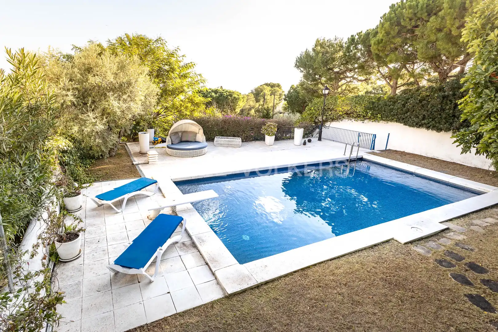 Piscina de Casa o chalet de alquiler en Sitges con Aire acondicionado, Calefacción y Jardín privado