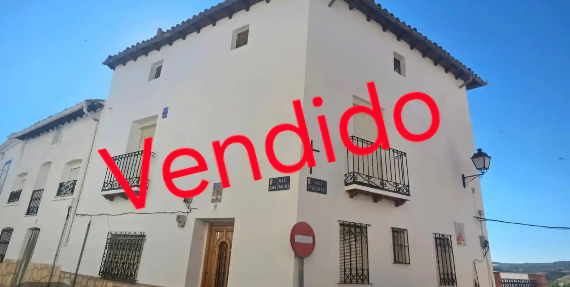 Vista exterior de Casa adosada en venda en Orusco de Tajuña amb Moblat