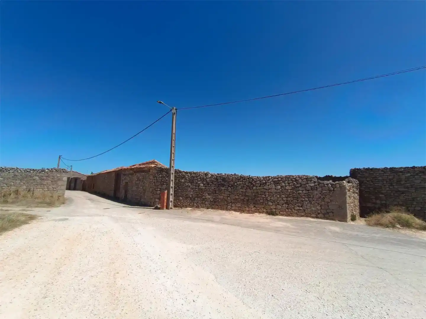 Country house zum Verkauf in Iglesiarrubia, Burgos