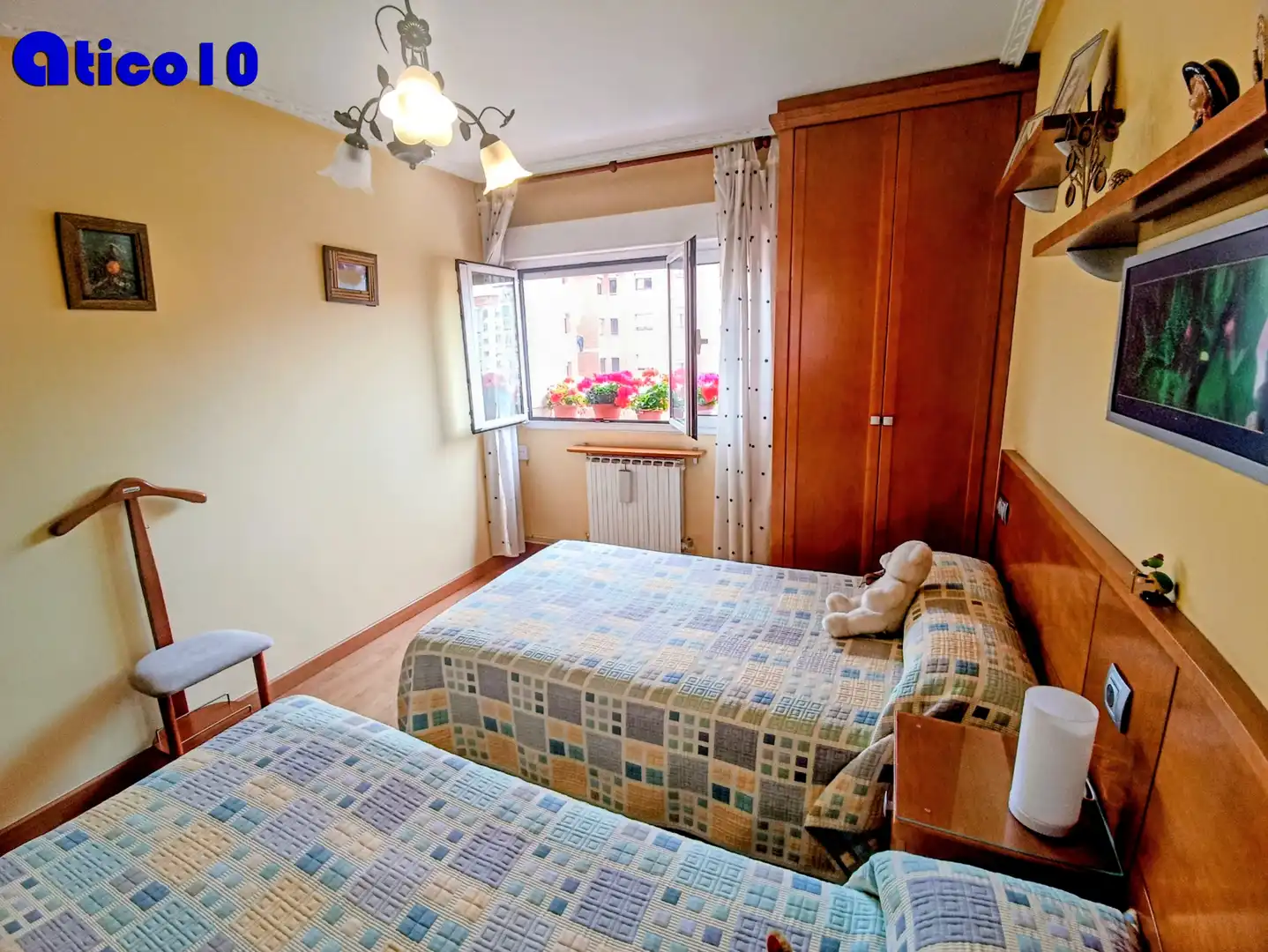 Flat with lift for sale in Calle Baleares 27, imagen 2