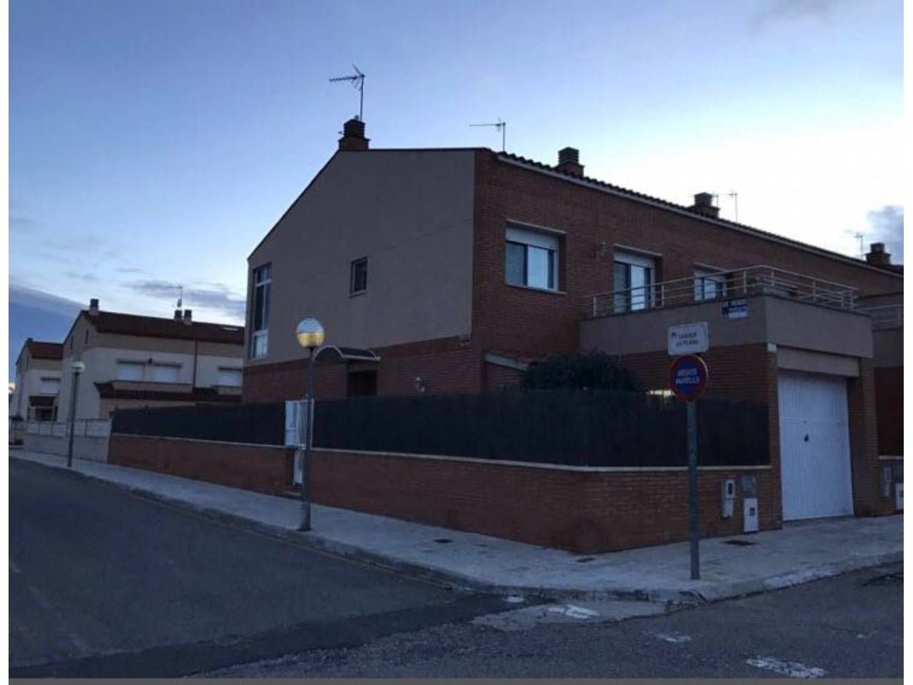 Vista exterior de Casa o xalet en venda en Pira amb Calefacció, Terrassa i Moblat