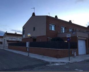 Exterior view of House or chalet for sale in Pira  with Heating, Terrace and Furnished