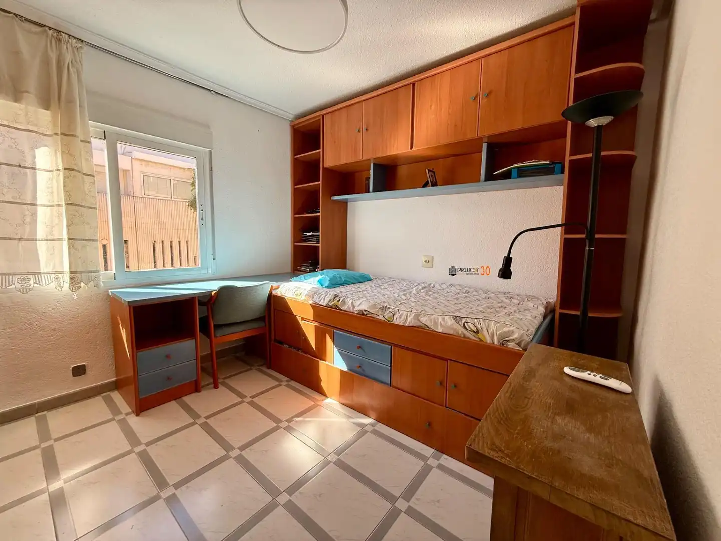 Habitación de Piso en venta en Benidorm con Aire acondicionado, Calefacción y Terraza