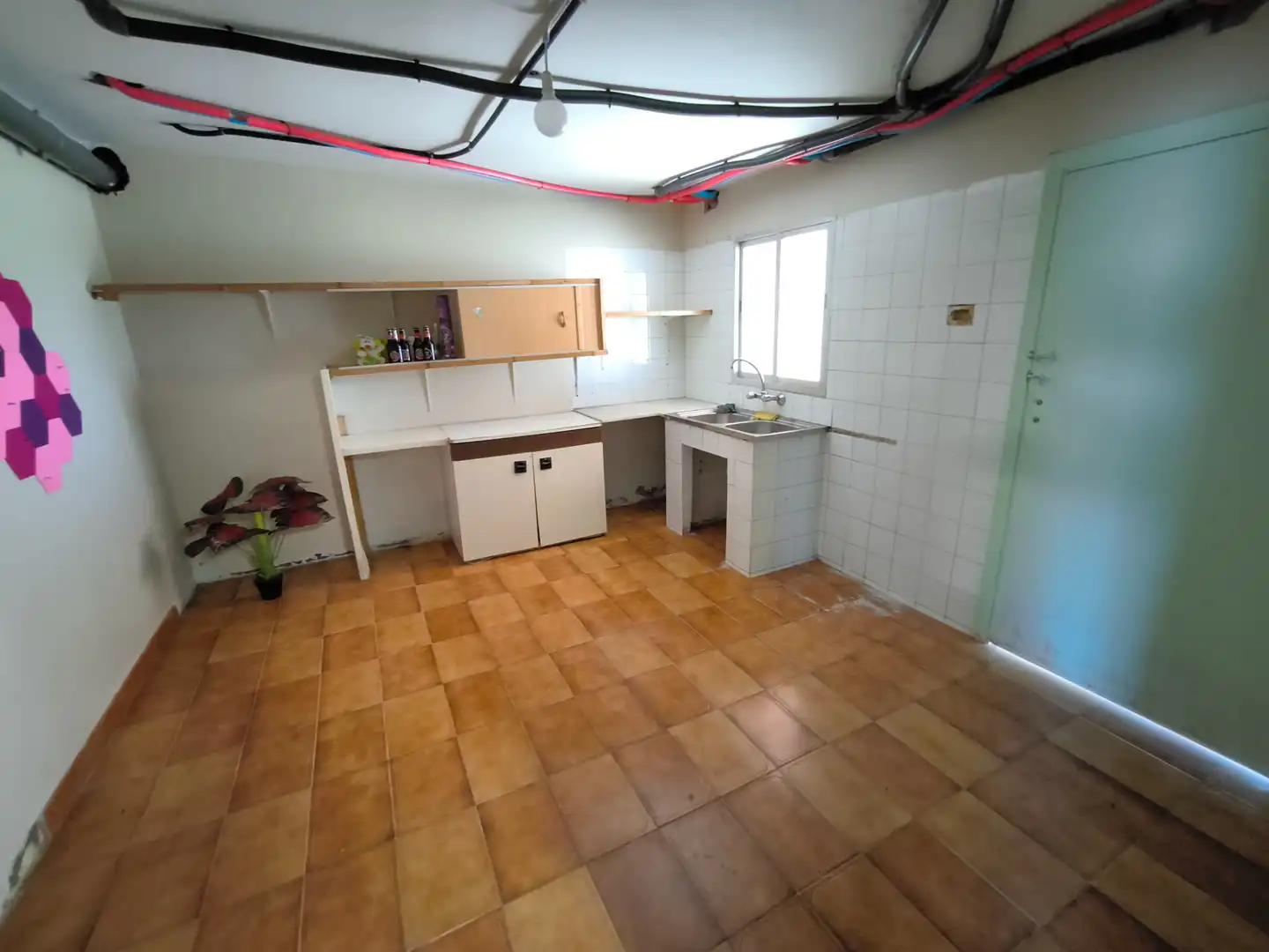 Cuina de Casa adosada en venda en Ordes amb Moblat