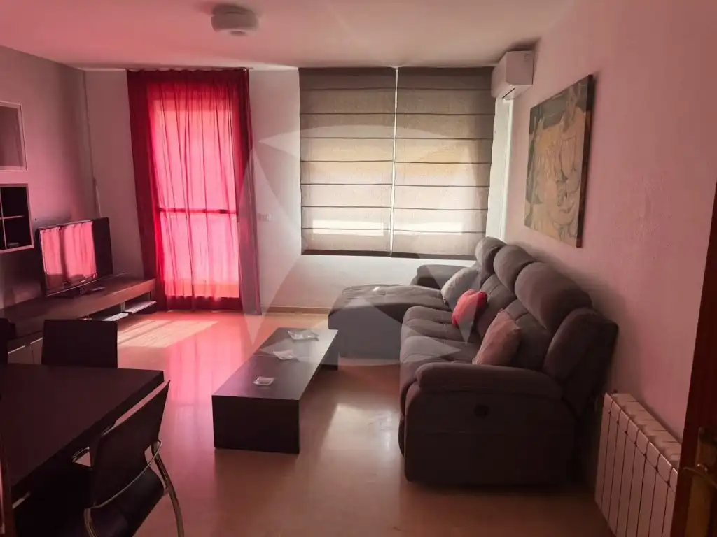 Sala d'estar de Pis de lloguer en Badajoz amb Aire condicionat, Forn i Rentadora
