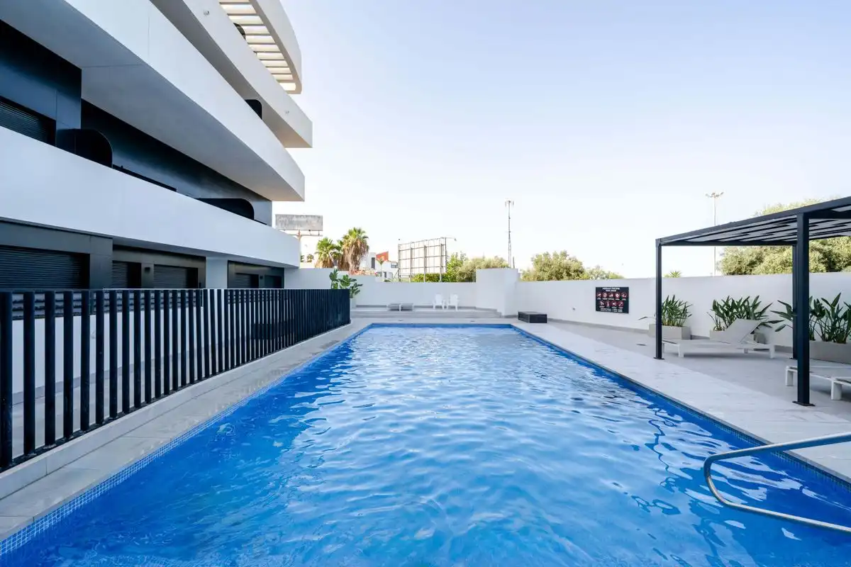 Piscina de Dúplex en venda en Guardamar del Segura amb Aire condicionat, Calefacció i Jardí privat