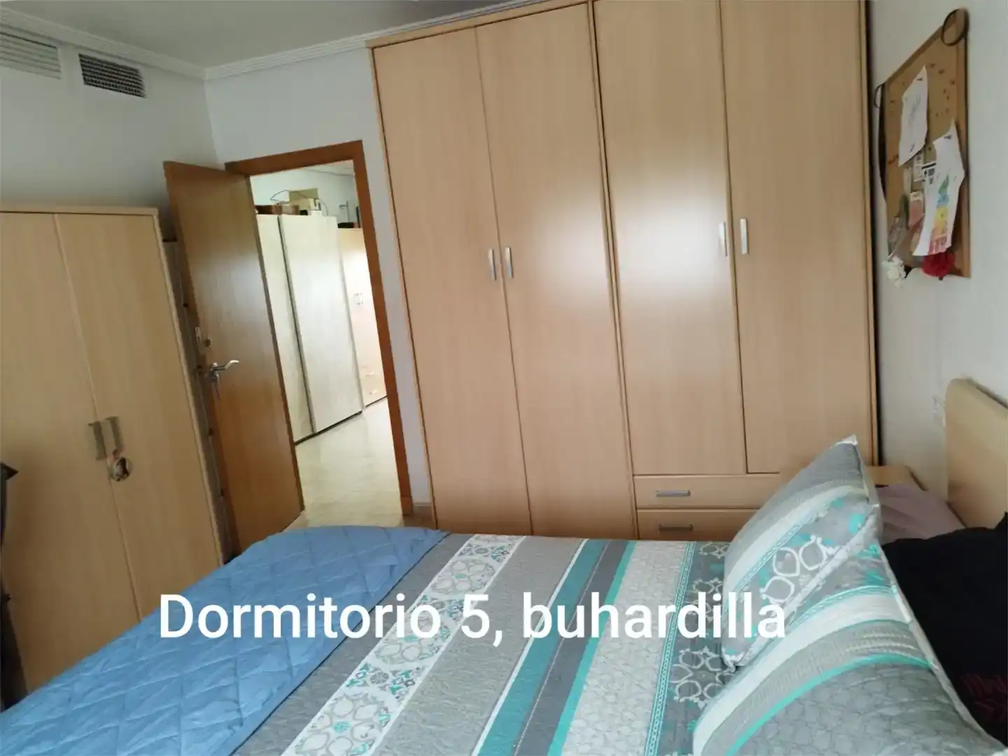 Habitación de Dúplex en venta en Murcia con Aire acondicionado, Trastero y Amueblado