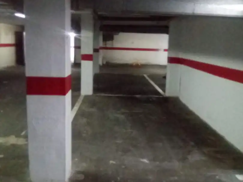 Aparcament de Garatge de lloguer en Burgos