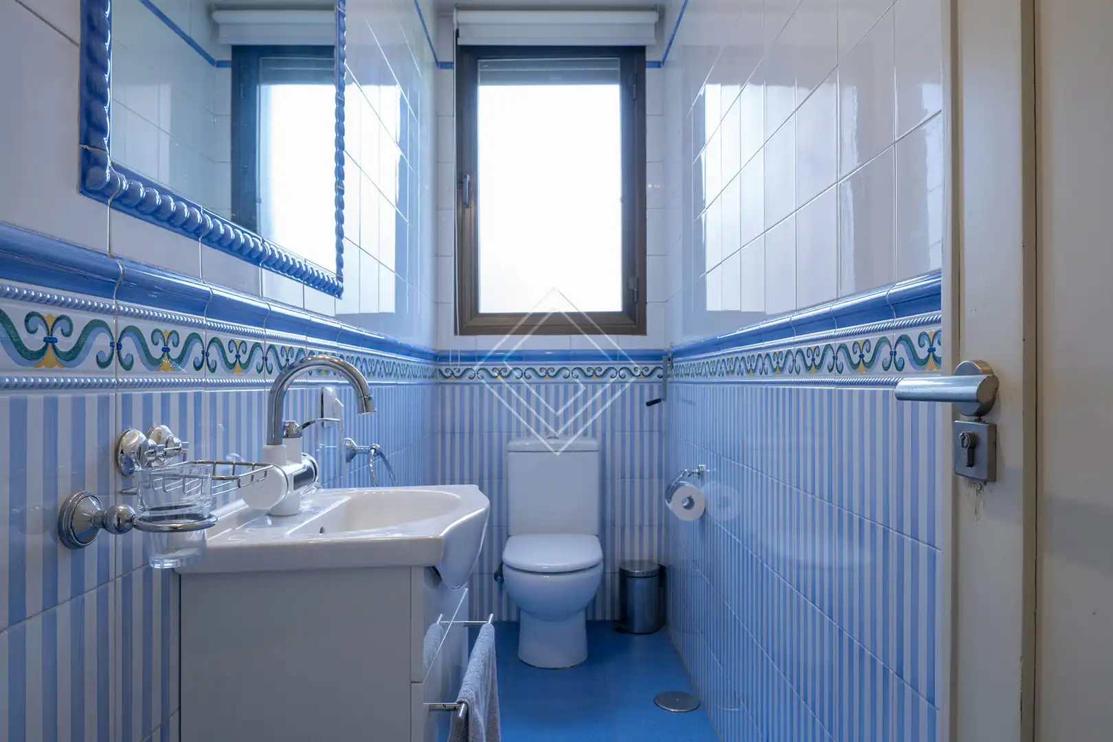 Baño de Casa o chalet en venta en Madrid con Aire acondicionado, Calefacción y Jardín privado