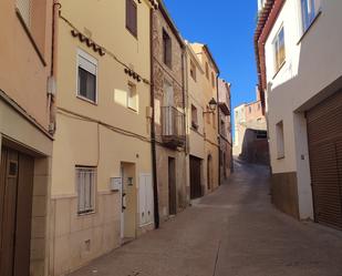 Vista exterior de Apartament en venda en Ulldemolins amb Terrassa