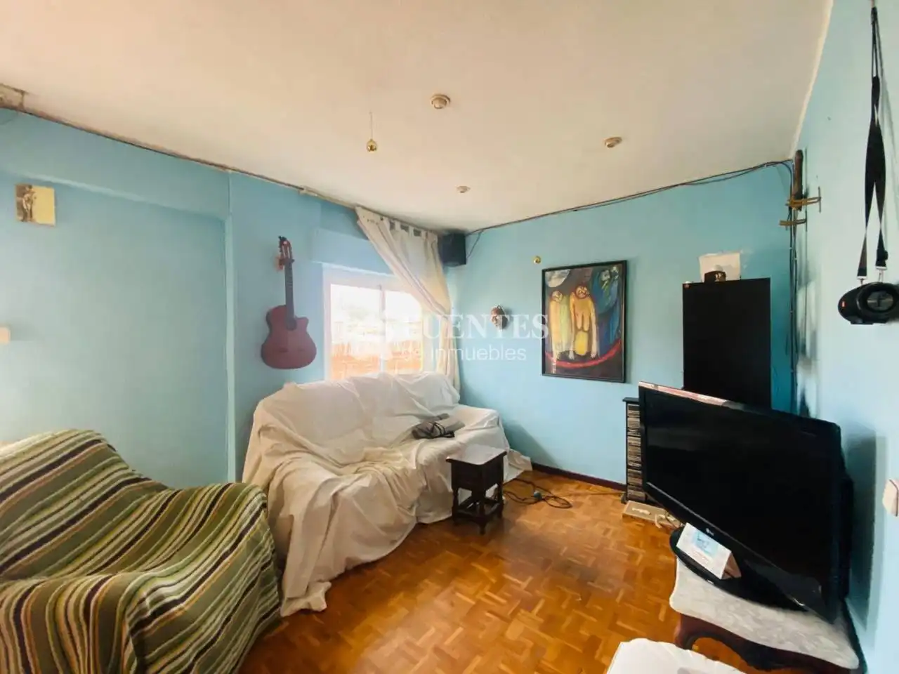 Wohnzimmer von Wohnung zum Verkauf in Alicante / Alacant mit Parkett und Terrasse