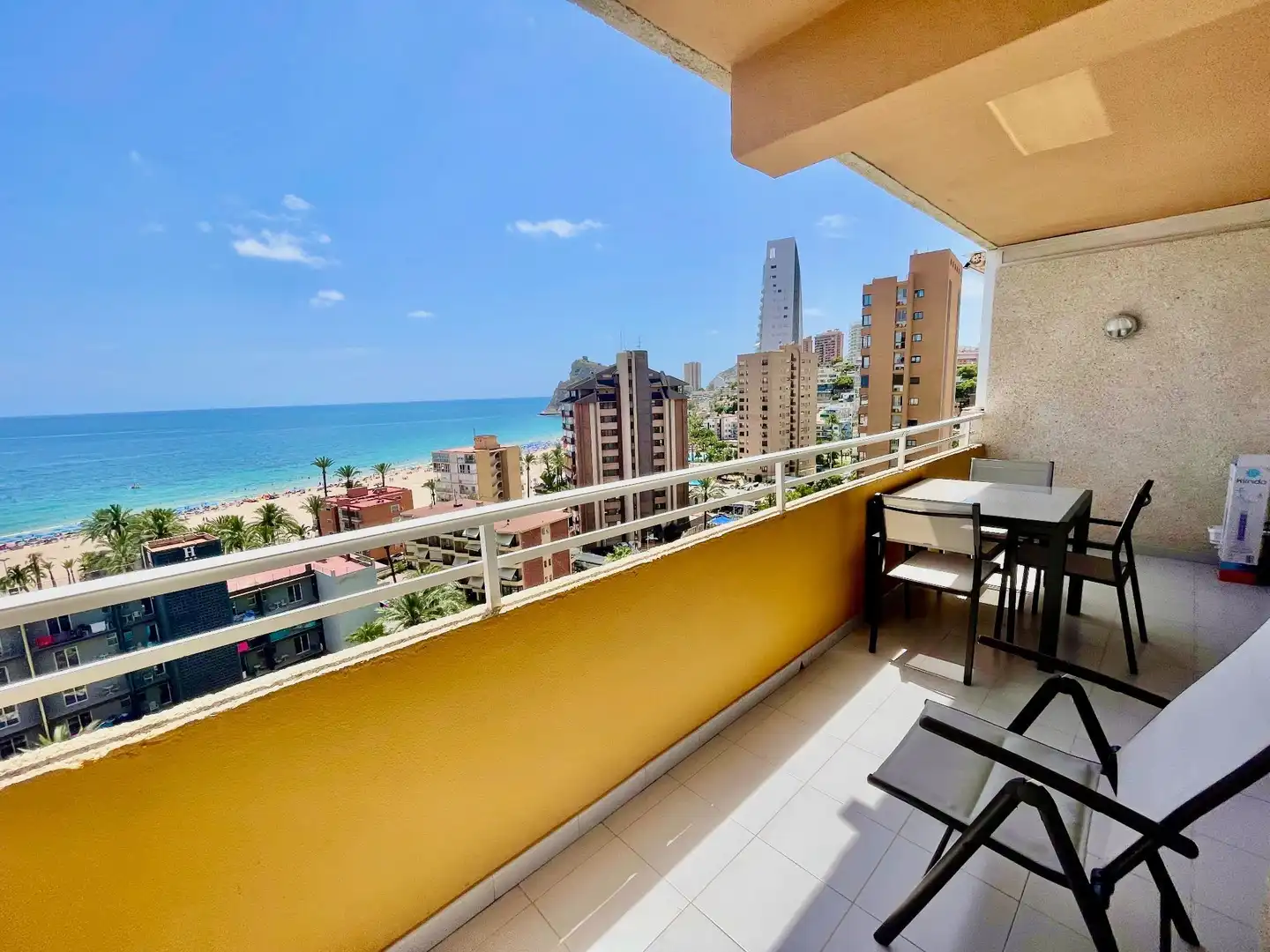 Terrasse von Wohnungen zur Miete in Benidorm mit Klimaanlage, Möbliert und Gemeinschaftspool