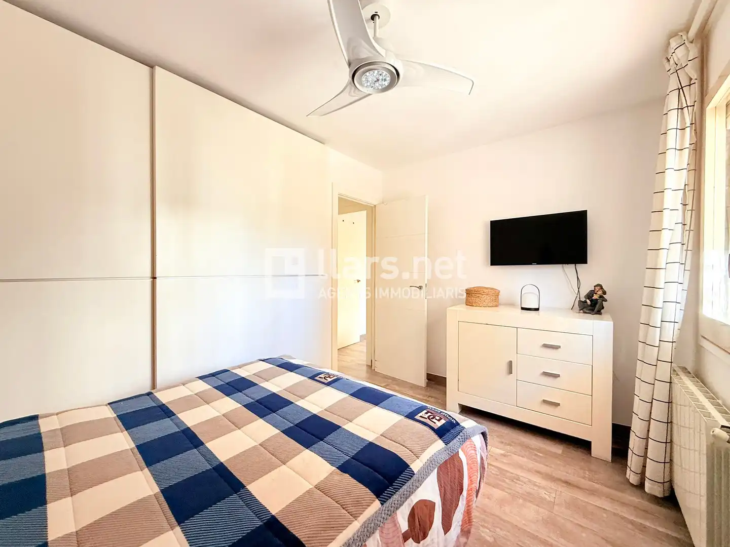 Habitación de Planta baja en venta en Vilanova i la Geltrú con Aire acondicionado y Calefacción