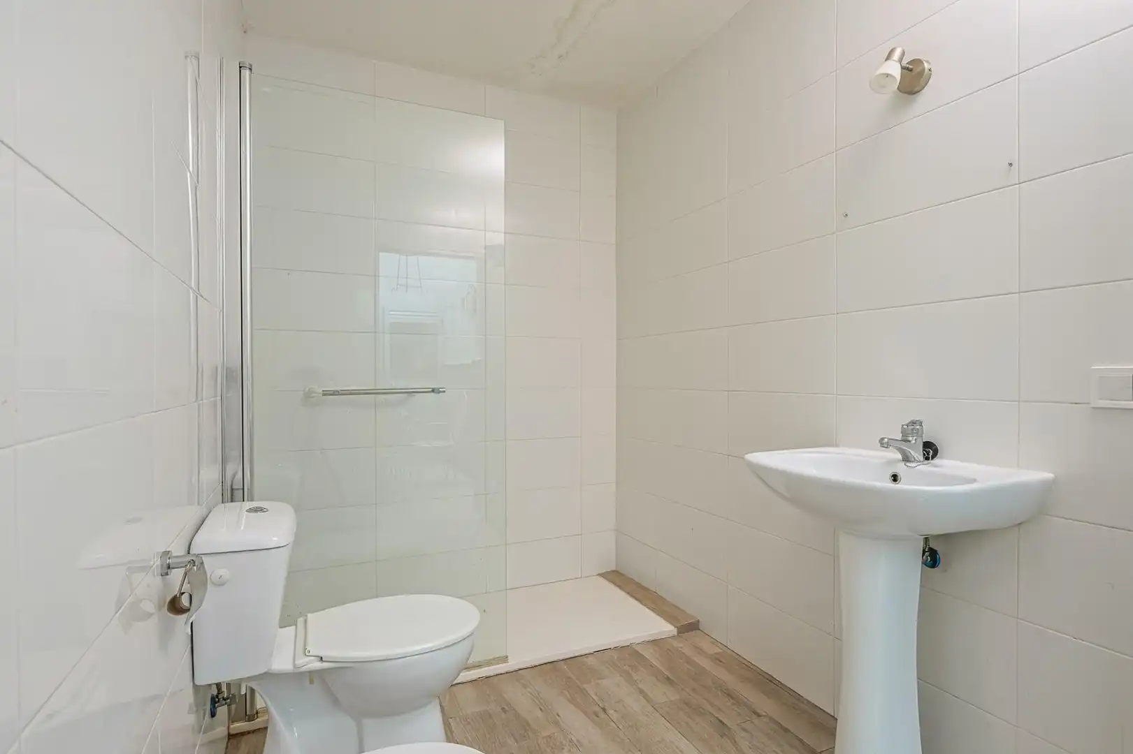Bany de Casa o xalet en venda en Sevilla amb Moblat i Balcó