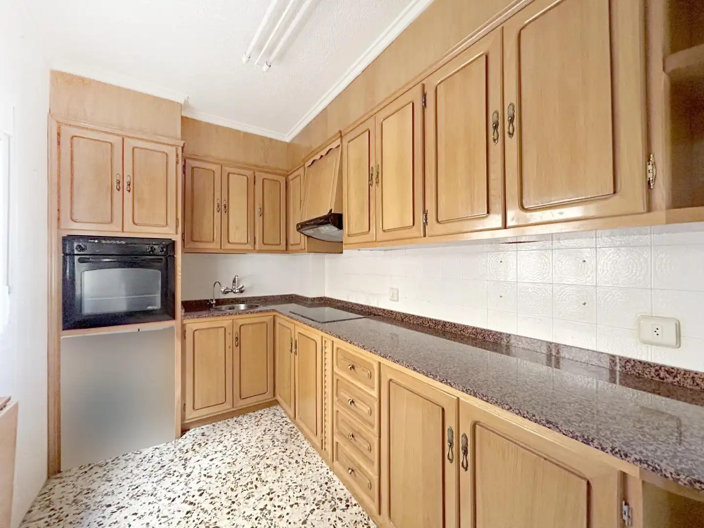 Cocina de Piso de alquiler en Novelda con Aire acondicionado, Terraza y Alarma