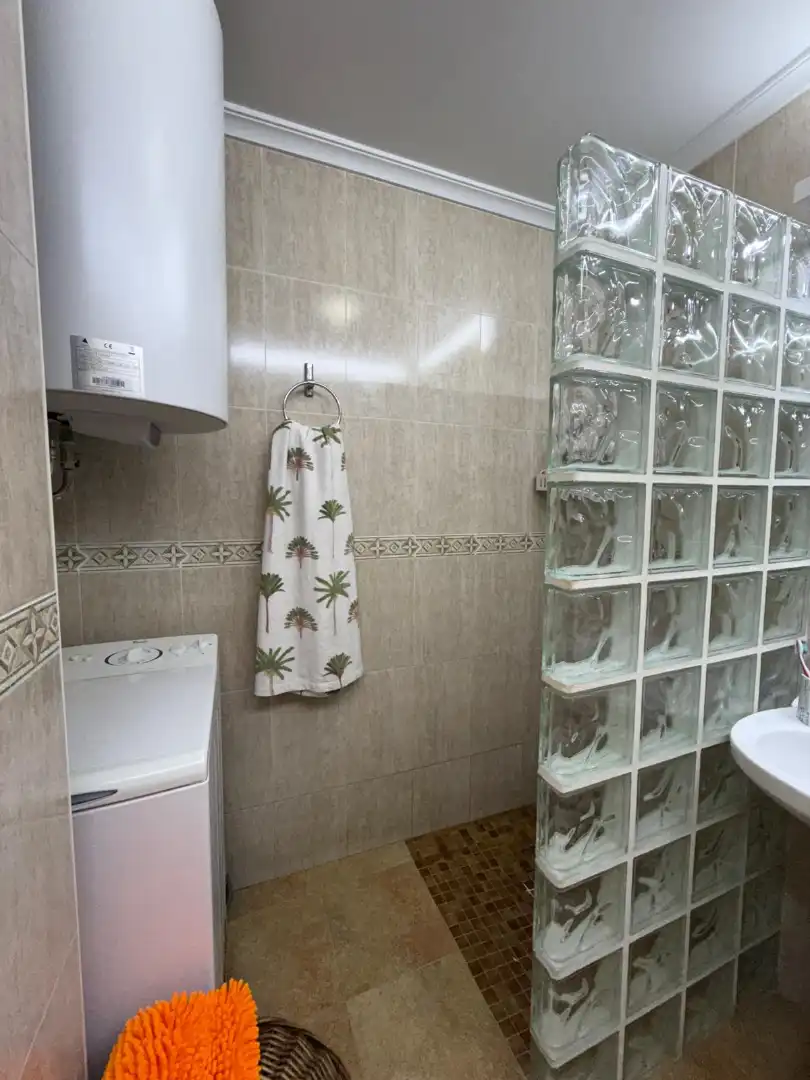 Badezimmer von Wohnungen zum Verkauf in San Pedro del Pinatar mit Klimaanlage, Möbliert und Balkon