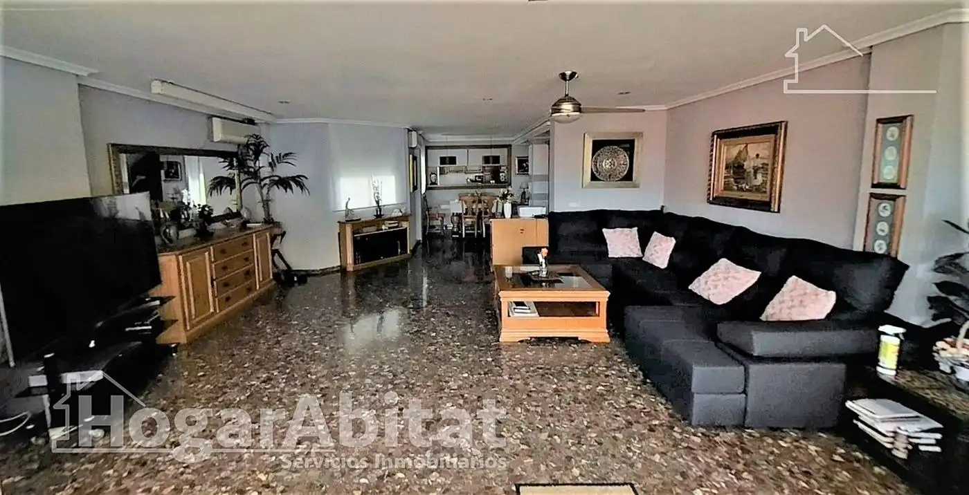 Wohnzimmer von Dachboden zum Verkauf in Mislata mit Klimaanlage, Heizung und Terrasse