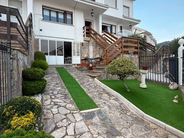 Maison mitoyenne avec jardin à vendre à Calle la Moratina 47