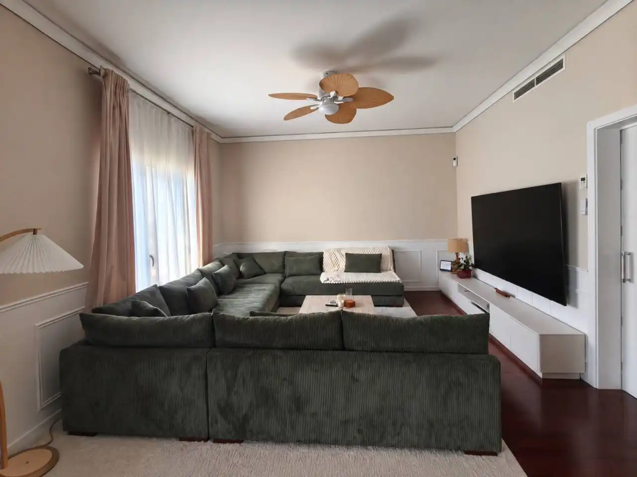 Sala de estar de Piso en venta en Barcelona con Aire acondicionado, Calefacción y Balcón