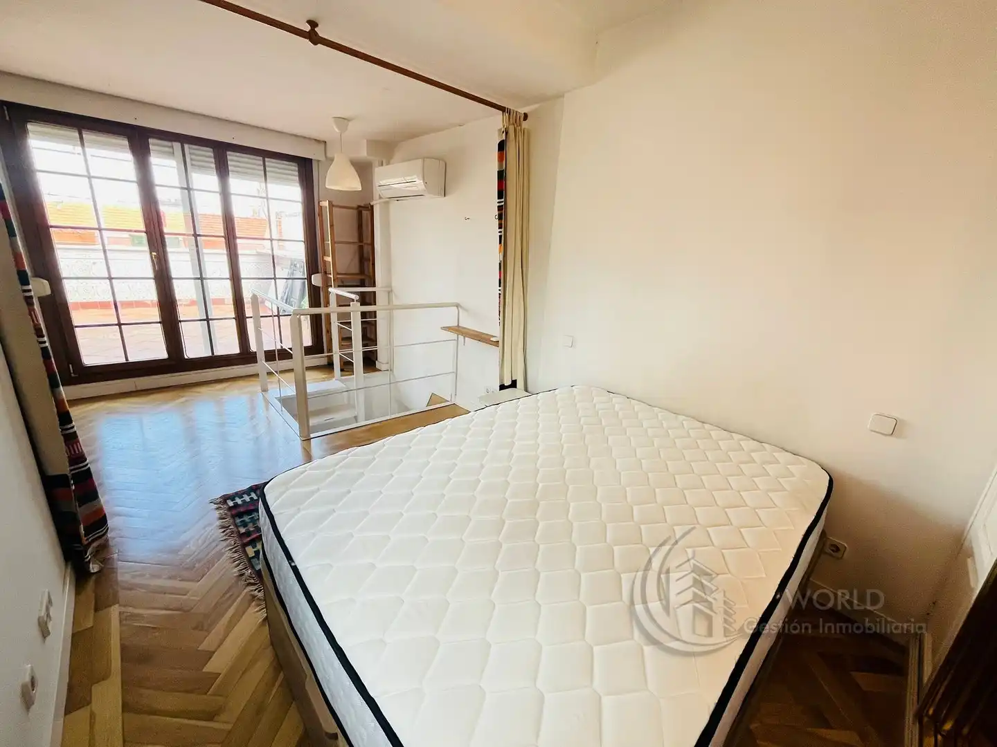 Bedroom of Attic for rent in Madrid  with Air Conditioner, Heating and Terrace