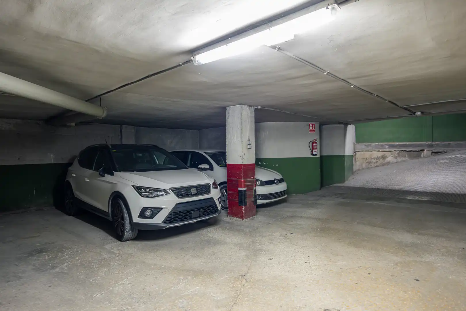 Parkplatz von Wohnung zum Verkauf in Callosa d'en Sarrià mit Abstellraum und Balkon