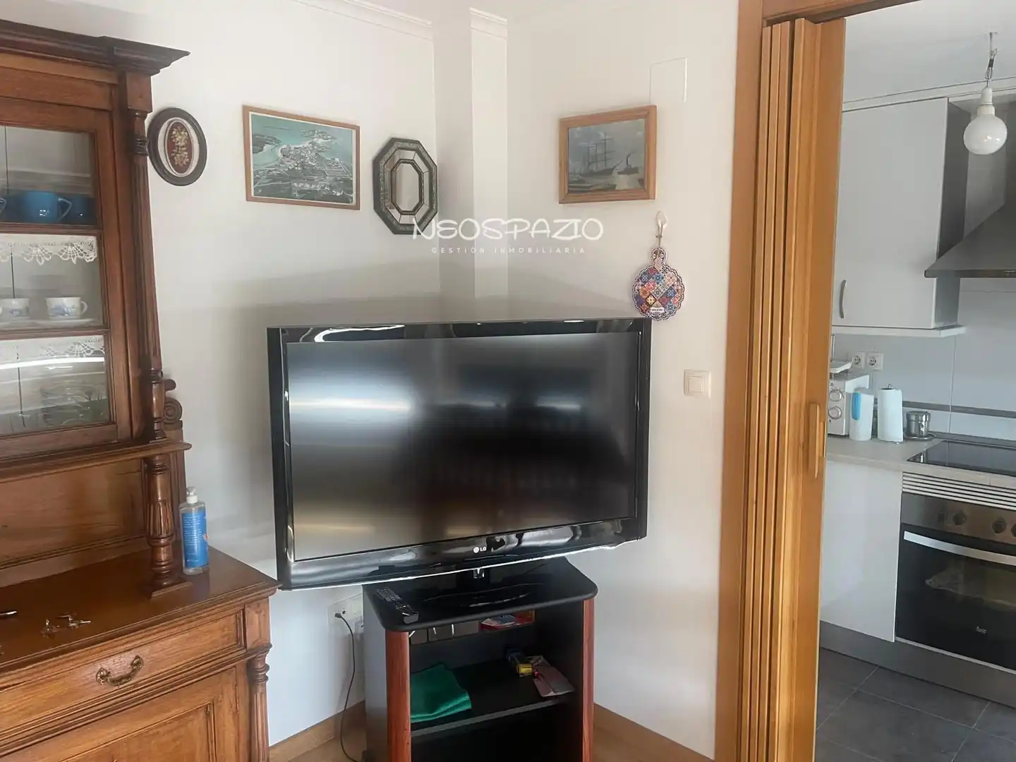 Wohnzimmer von Dachboden zur Miete in Cervo mit Möbliert