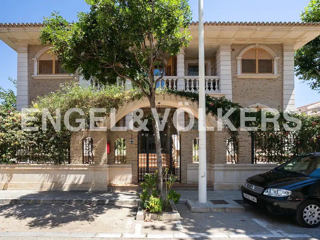 Vista exterior de Casa o chalet en venta en Picanya con Aire acondicionado, Calefacción y Jardín privado