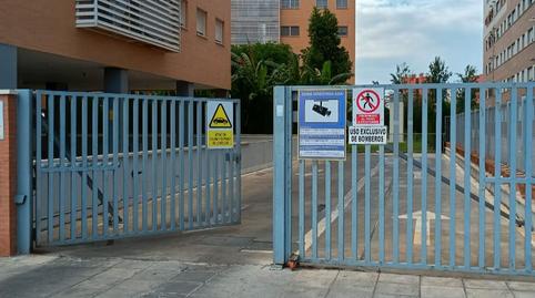 Photo 3 of Garage to rent in Calle Profesor Manuel Olivencia Ruiz, 5, Colores -  Entreparques, Sevilla