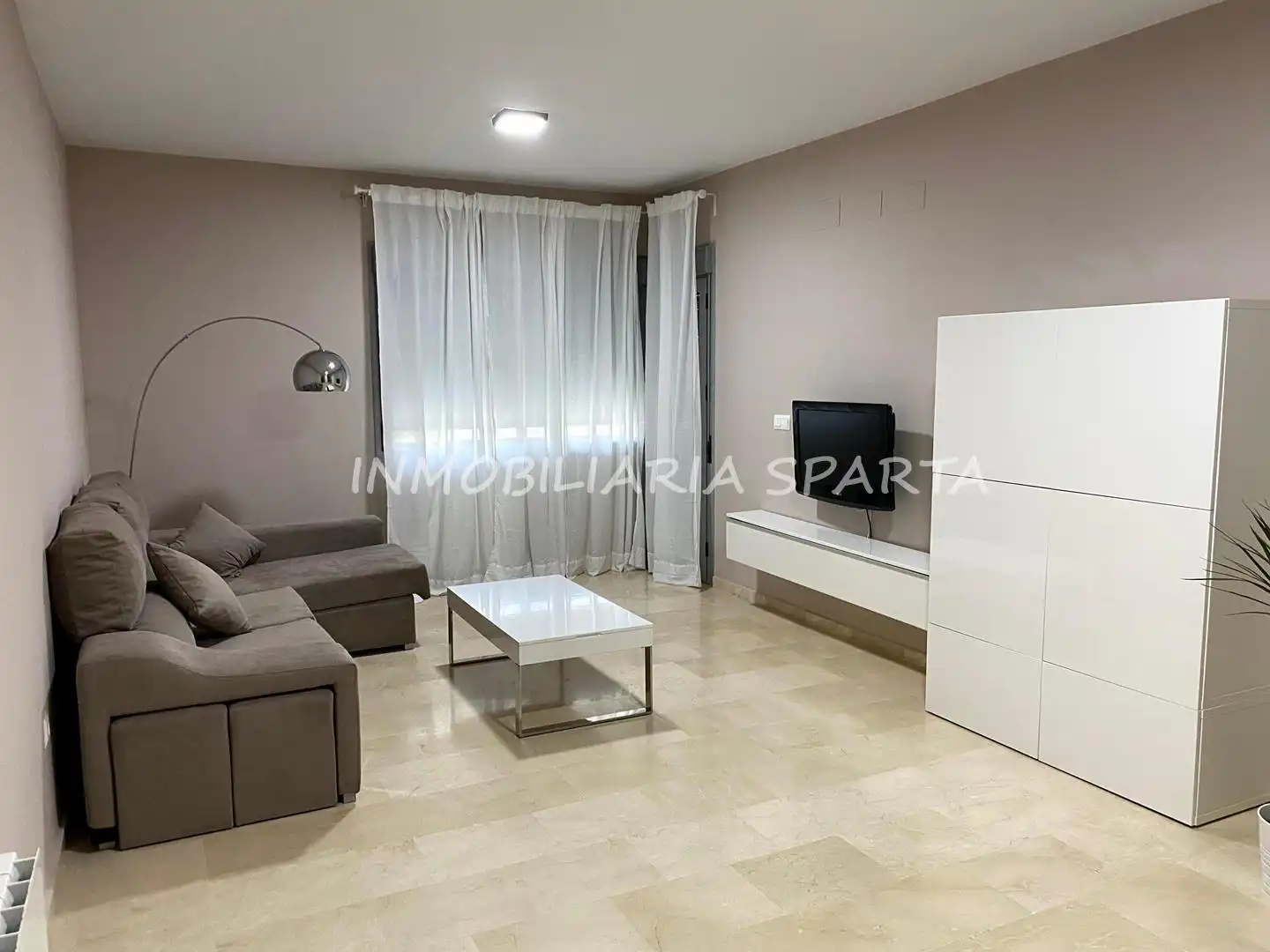 Flat with pool for sale in Avenida Presidente Adolfo Suarez, imagen 4