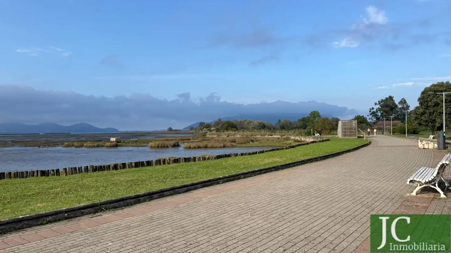 Exterior view of Flat for sale in Colindres, Cantabria