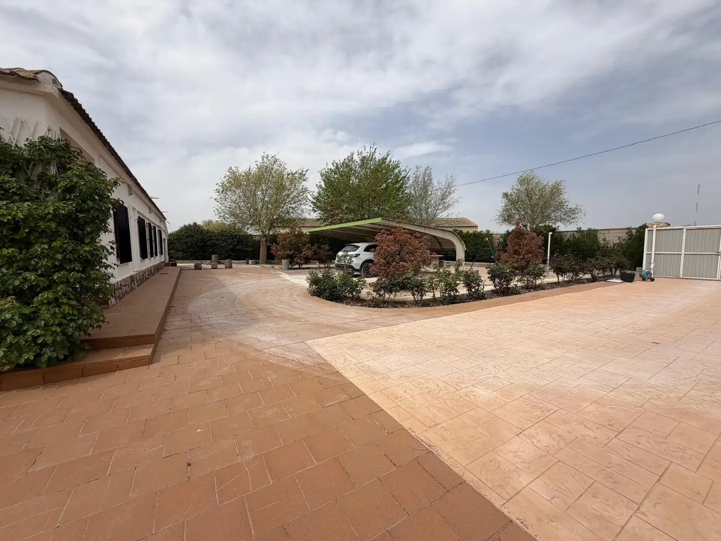 Parking de Casa o chalet en venta en Albacete con Aire acondicionado, Calefacción y Jardín privado