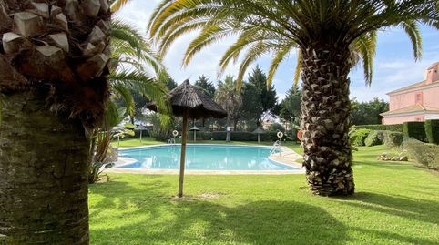 Foto 5 de Casa adosada en venta en Paseo de la Vera, Islantilla Golf, Islantilla