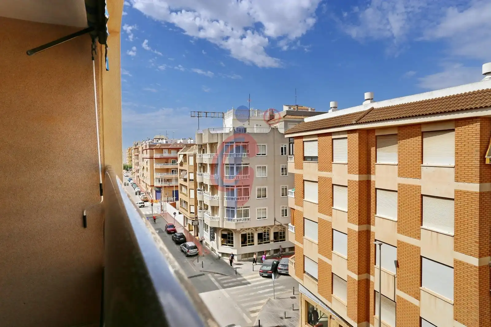 Außenansicht von Wohnungen zur Miete in Guardamar del Segura mit Klimaanlage, Heizung und Terrasse