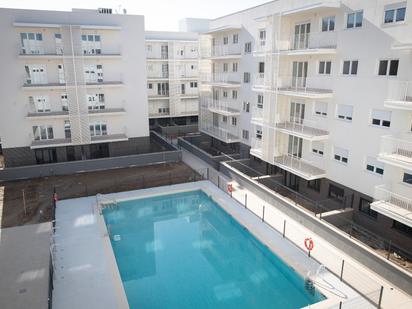 Piscina de Planta baixa de lloguer en  Granada Capital amb Terrassa, Traster i Forn