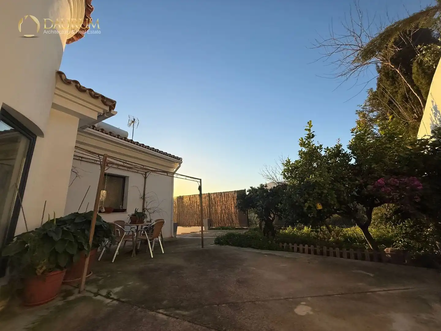 Jardí de Casa o xalet en venda en Estepona amb Aire condicionat, Calefacció i Terrassa