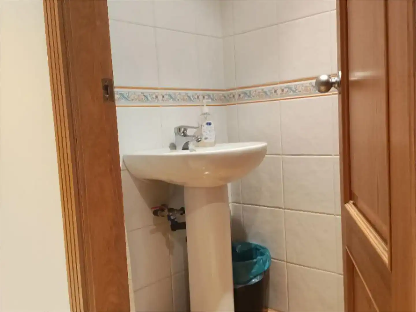 Bathroom of Office for rent in A Coruña Capital 
